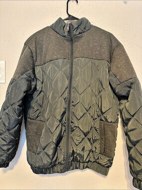 Original Deluxe Quilted Puffer Jacket in Green Size XL